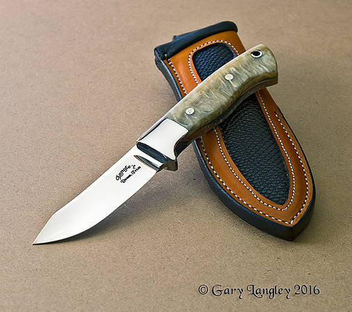 cpm154 3 1/2" blade Skinner with a Musk Ox horn