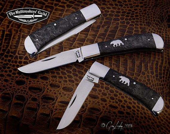 slipjoint folder with black Carbon Fiber handle, cpm154 blade,