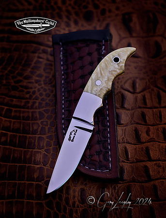 4 finger drop point hunter cpm154 with Musk Ox